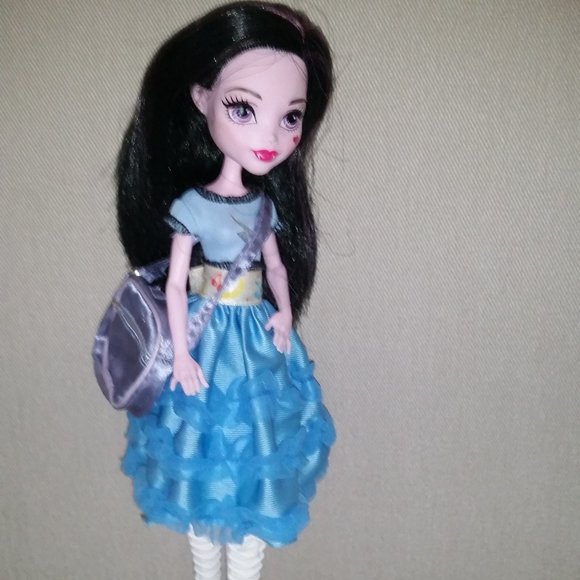 Monster High Draculaura doll - Picture 1 of 5